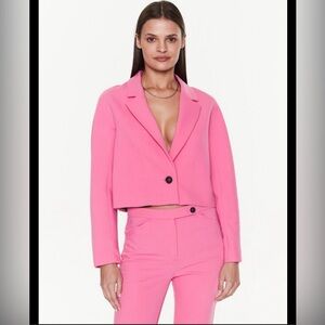 Sisley Italian Pink Cropped Blazer and Pants Suit Set